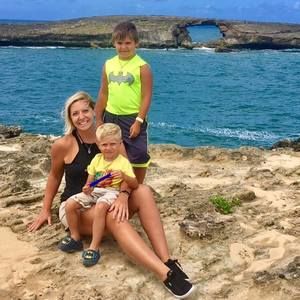 Meet your Posher, Dana