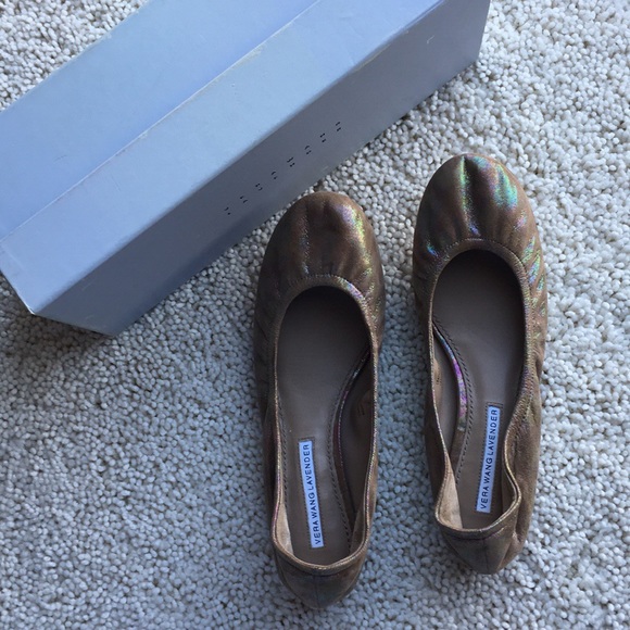 Vera Wang Lavender Ballet Flats. Size 7 1/2 - Picture 7 of 7