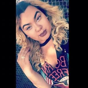 Meet your Posher, Maria