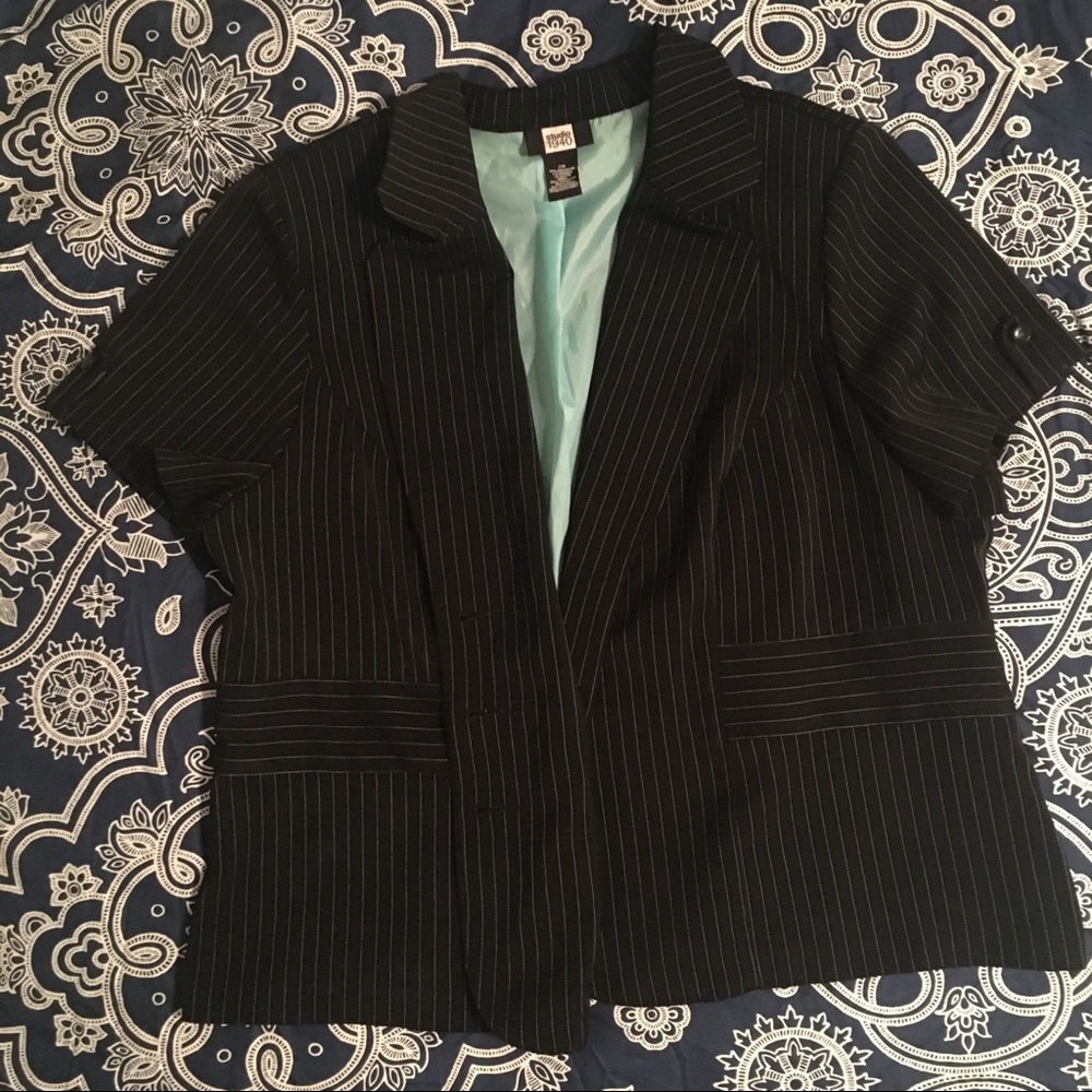 STUDIO 1940 Short sleeve jacket with shorts SET