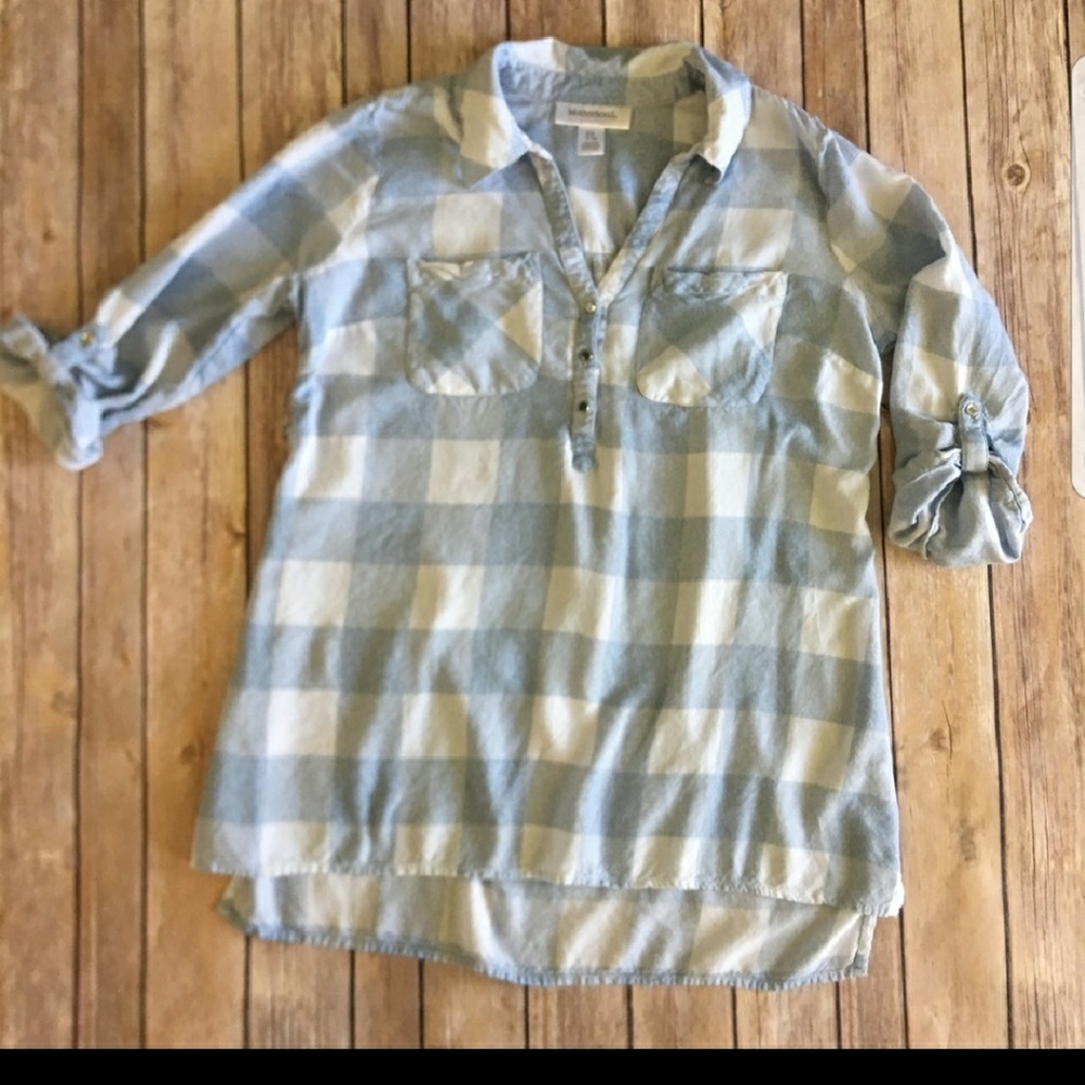 Motherhood maternity blue plaid top