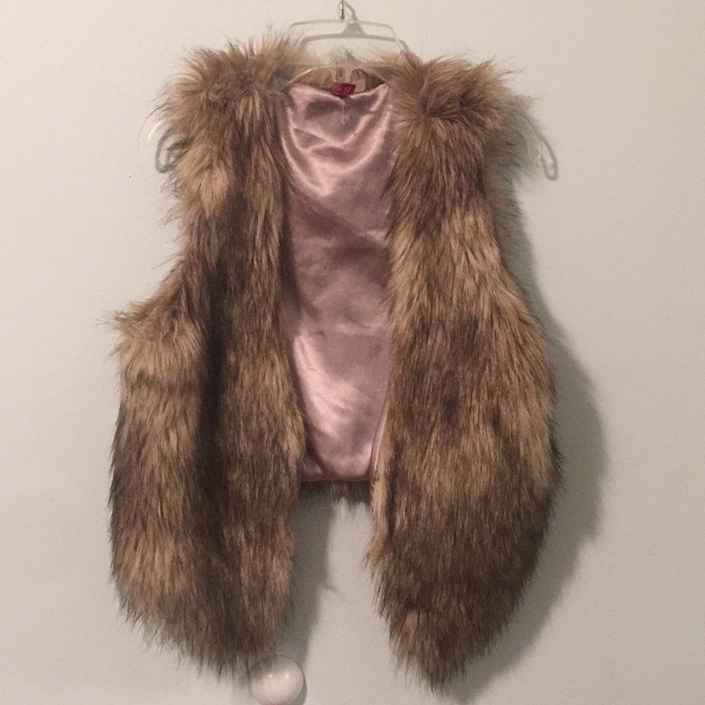 H&M faux fur vest