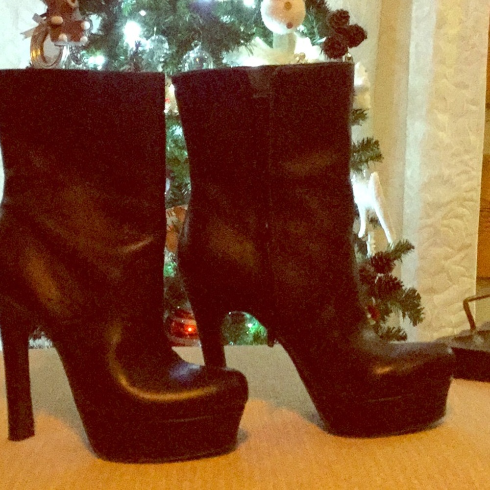 Jessica Simpson Black bootie Boots