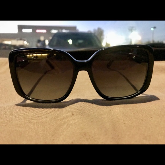 Oscar Dela Renta Sunglasses Women’s - Picture 1 of 5