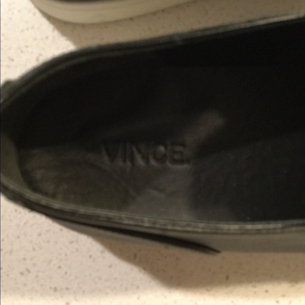 NWOB VINCE ‘PAEYRE’ BLACK SLIP ON SNEAKERS SZ 8.5 - Picture 3 of 6