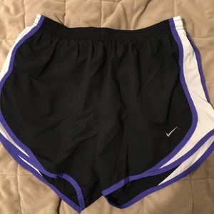Nike shorts M