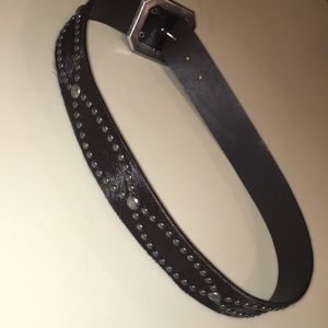 Trendy leather and faux fur belt