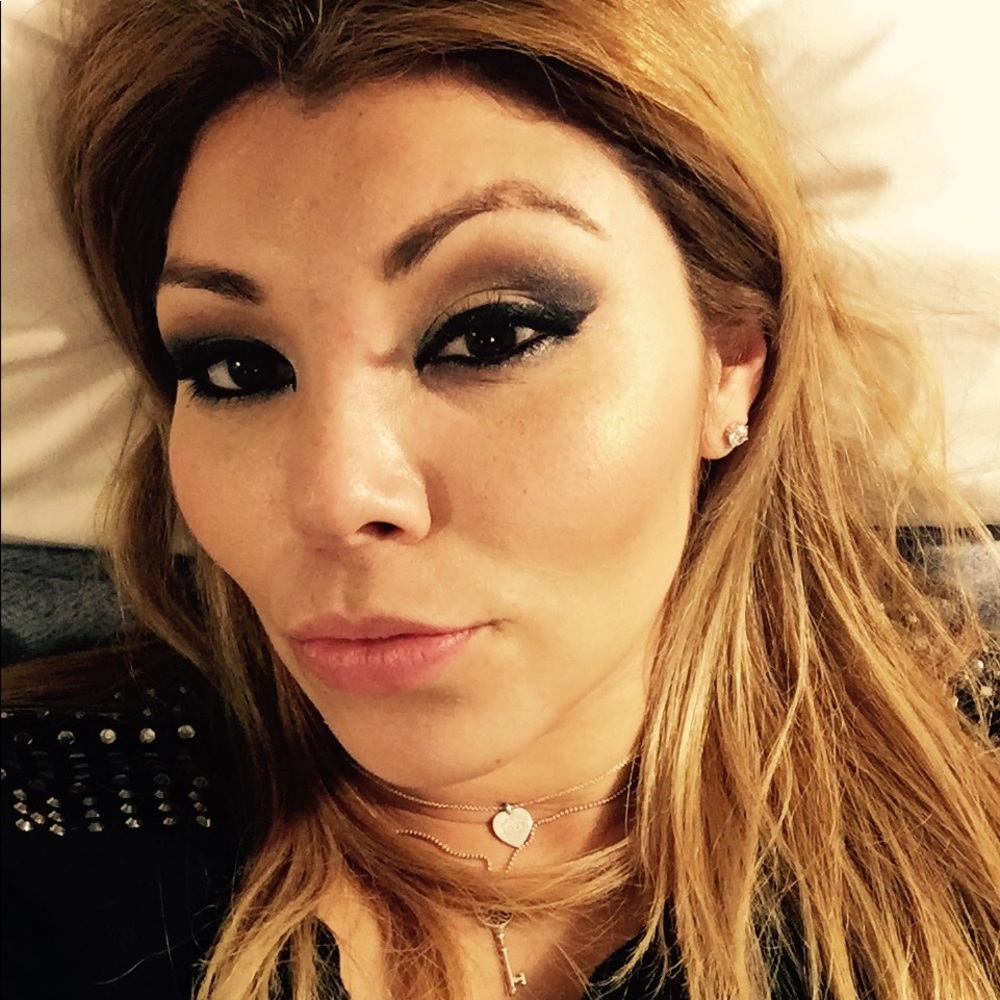 Meet your Posher, Miriam