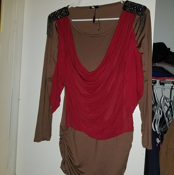 Top - Picture 2 of 3