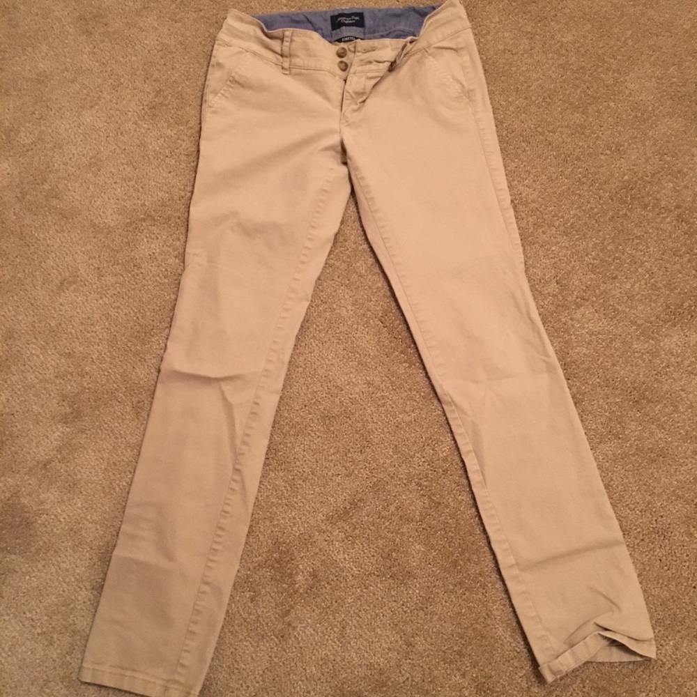 American Eagle Khaki Skinny Pants