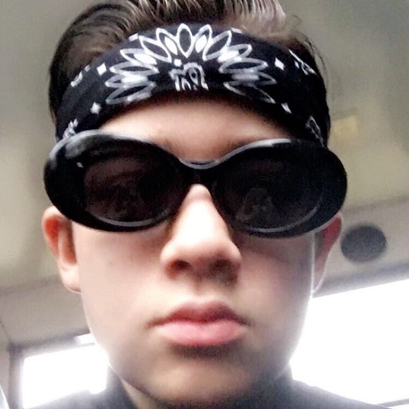 Meet your Posher, Daniel - Picture 1 of 1