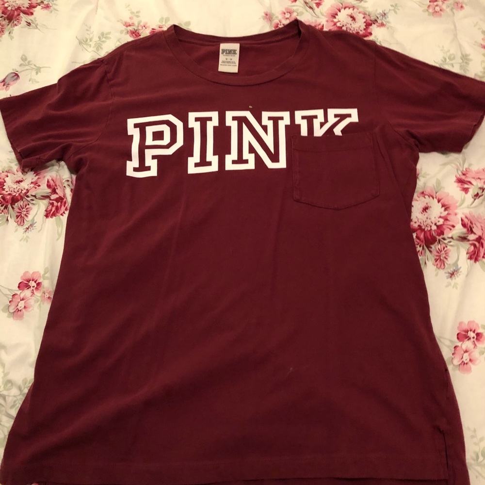 PINK Victoria’s Secret Campus Tee
