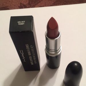 Mac lipstick