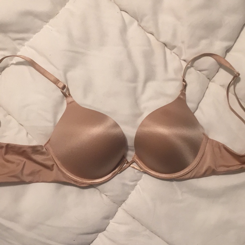 NWOT Victoria's Secret Bombshell Bra