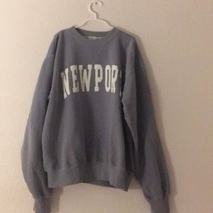 Brandy Melville Newport sweatshirt