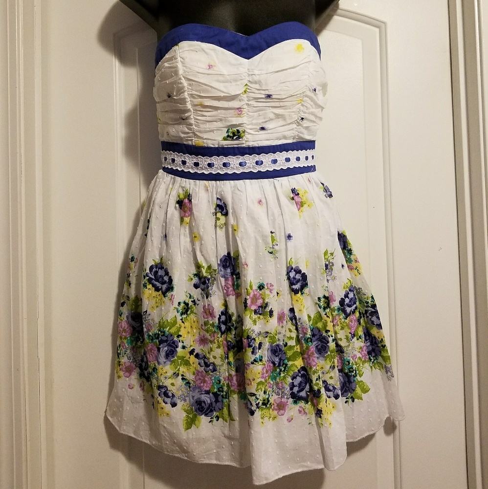 My Michelle Size 5 Women's Dress