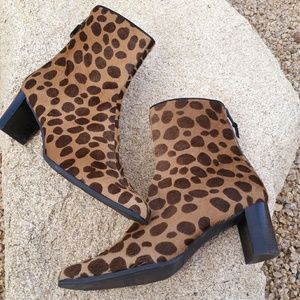 🔥FLASH SALE🔥Stuart Weitzman 🐅pony hair booties