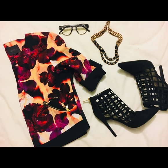 NWOT Guess Floral Blazer Jacket - Picture 2 of 6