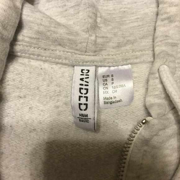 H&M zip up jacket - Picture 2 of 3