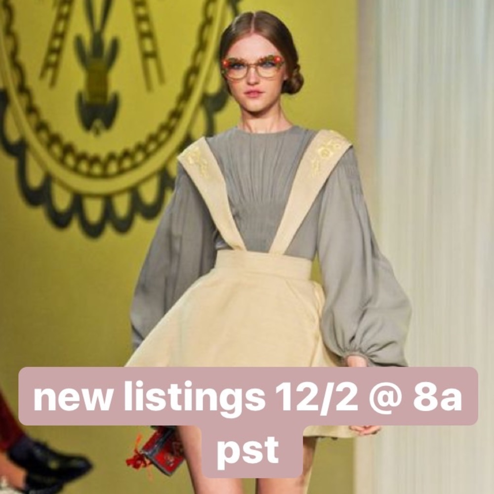 dresses - new time 2p pst