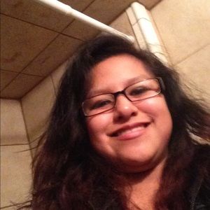 Meet your Posher, Selina