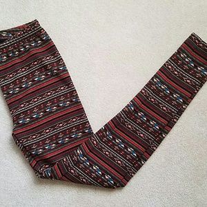 🍁 iWearSin Brown Striped Aztec Fleece Leggings