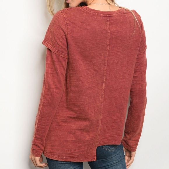 🆕5⭐️🎉HP🎉Mineral Wash Top - Picture 3 of 5