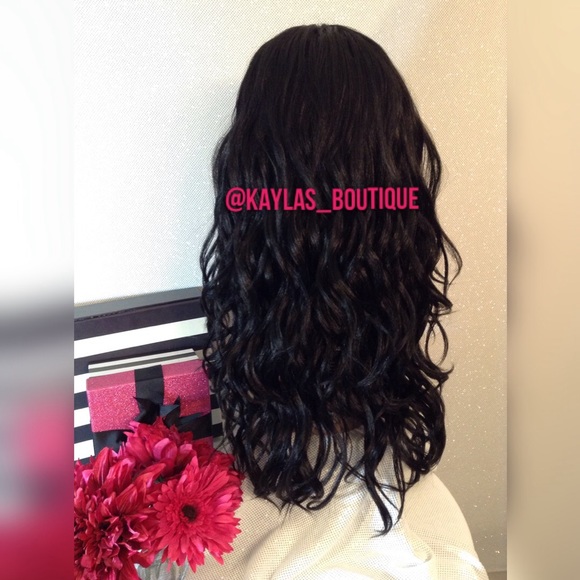 SWISS LACE FRONT WIG - Picture 3 of 5