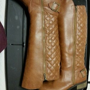 Arizona Tan Calf Boots size 10
