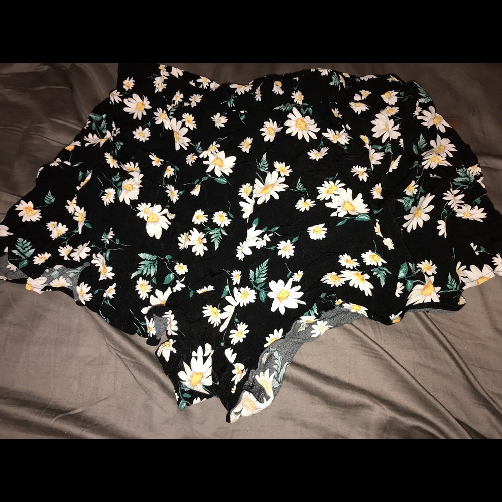 Black, White, & Yellow Daisy Shorts