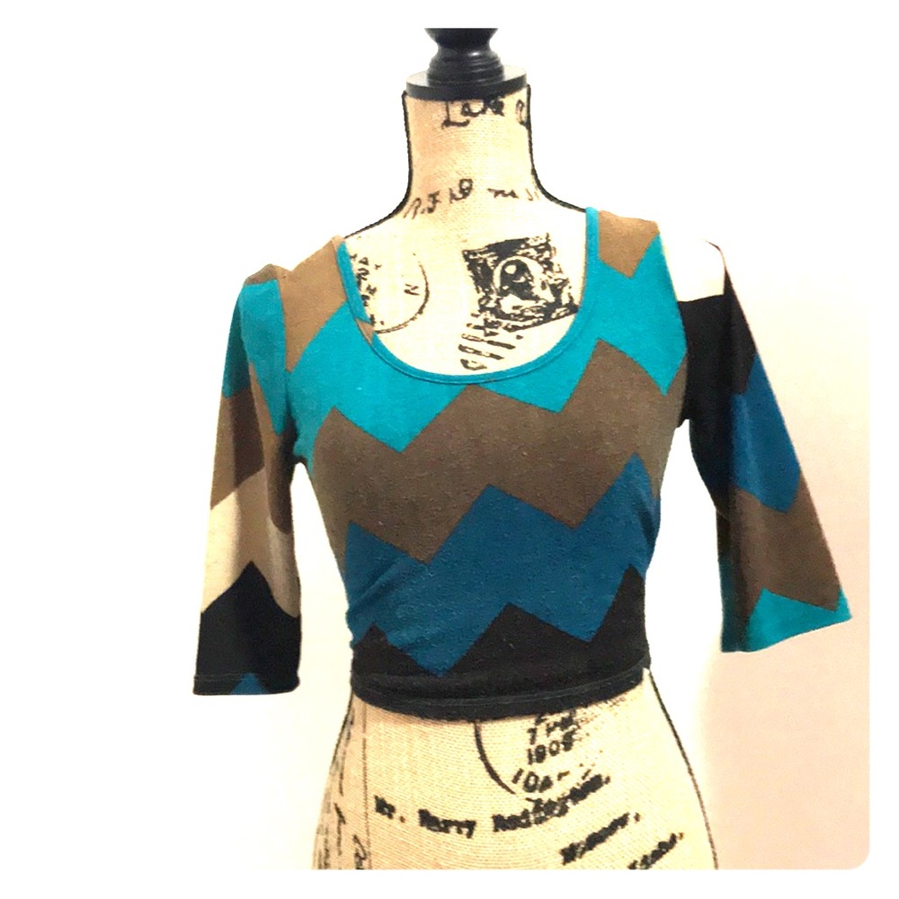 3/4 Length zig zag Top