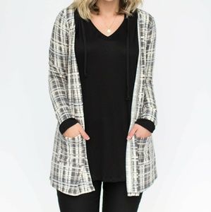 Agnes and Dora Essential Cardigan