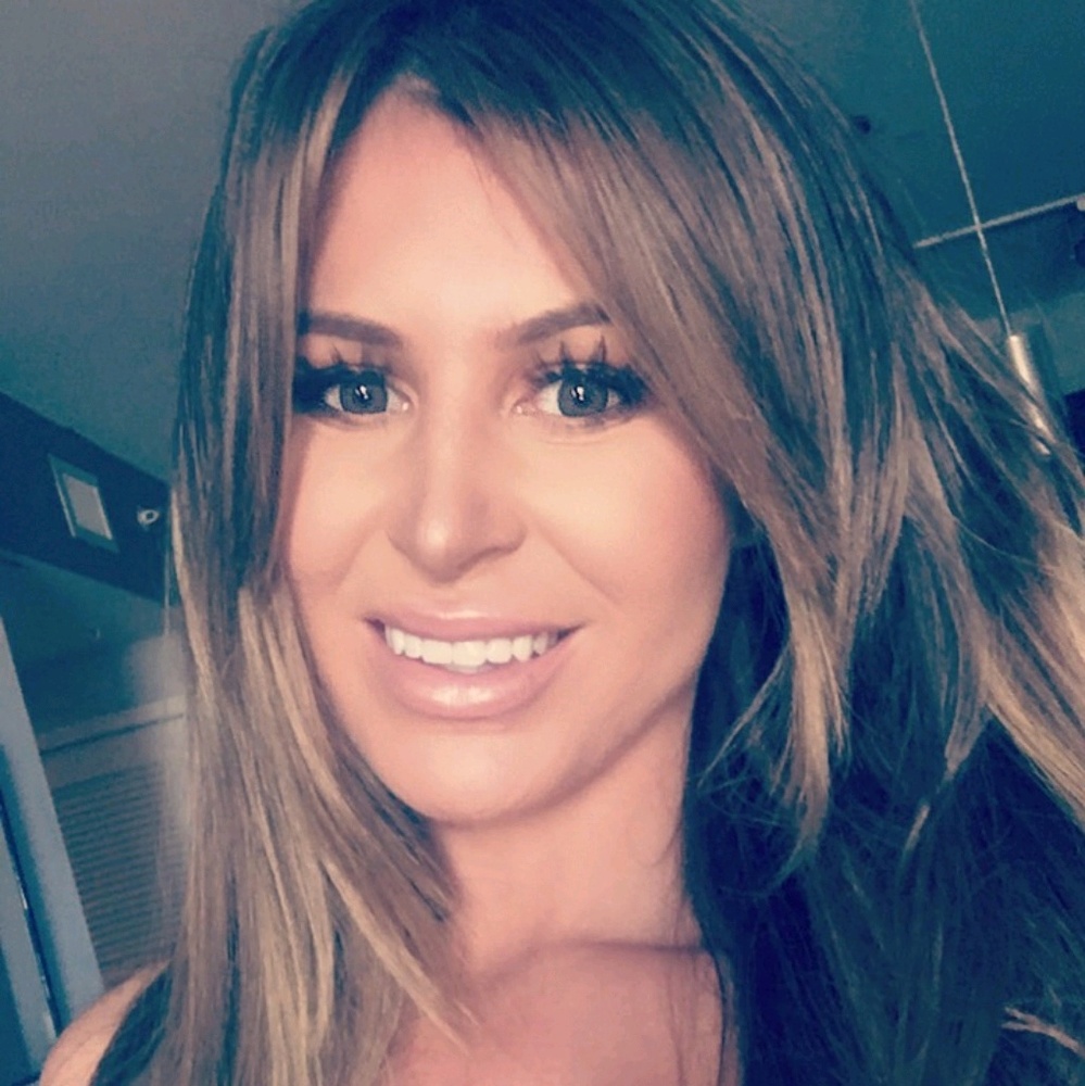 Meet your Posher, Stefanie