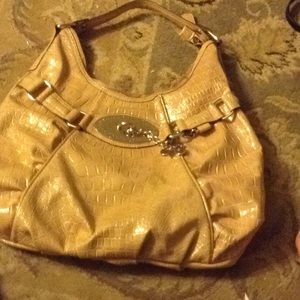Dereon purse