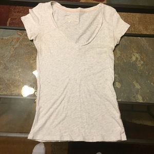 American Eagle v-neck