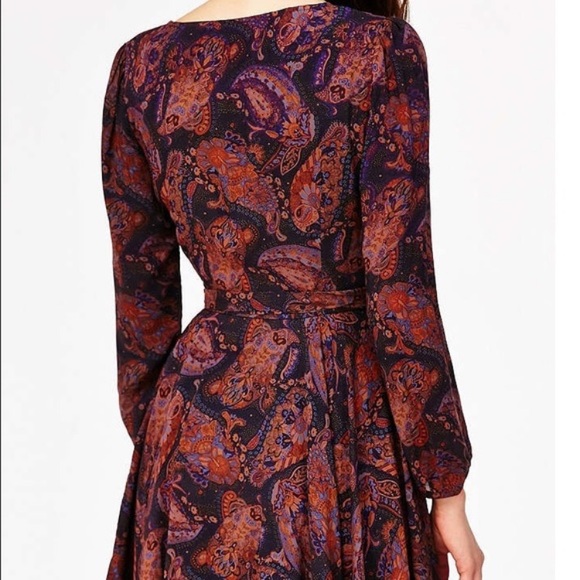 Gorgeous Urban Outfitters wrap dress! - Picture 4 of 8