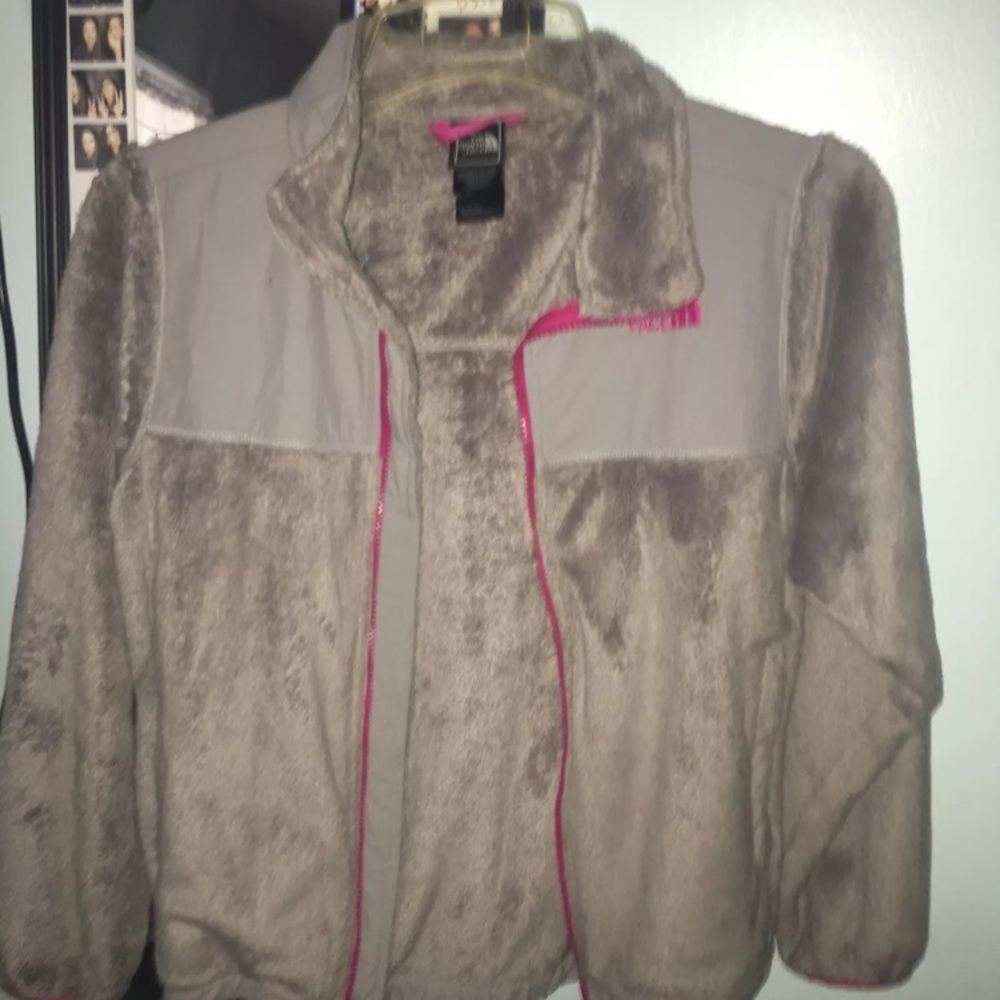North face fuzzy jacket