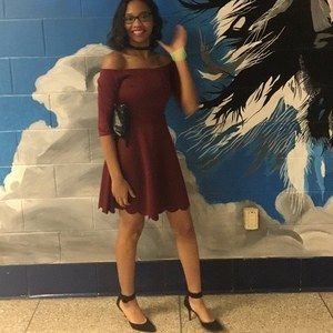 Meet your Posher, Dana