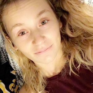 Meet your Posher, Cassandra