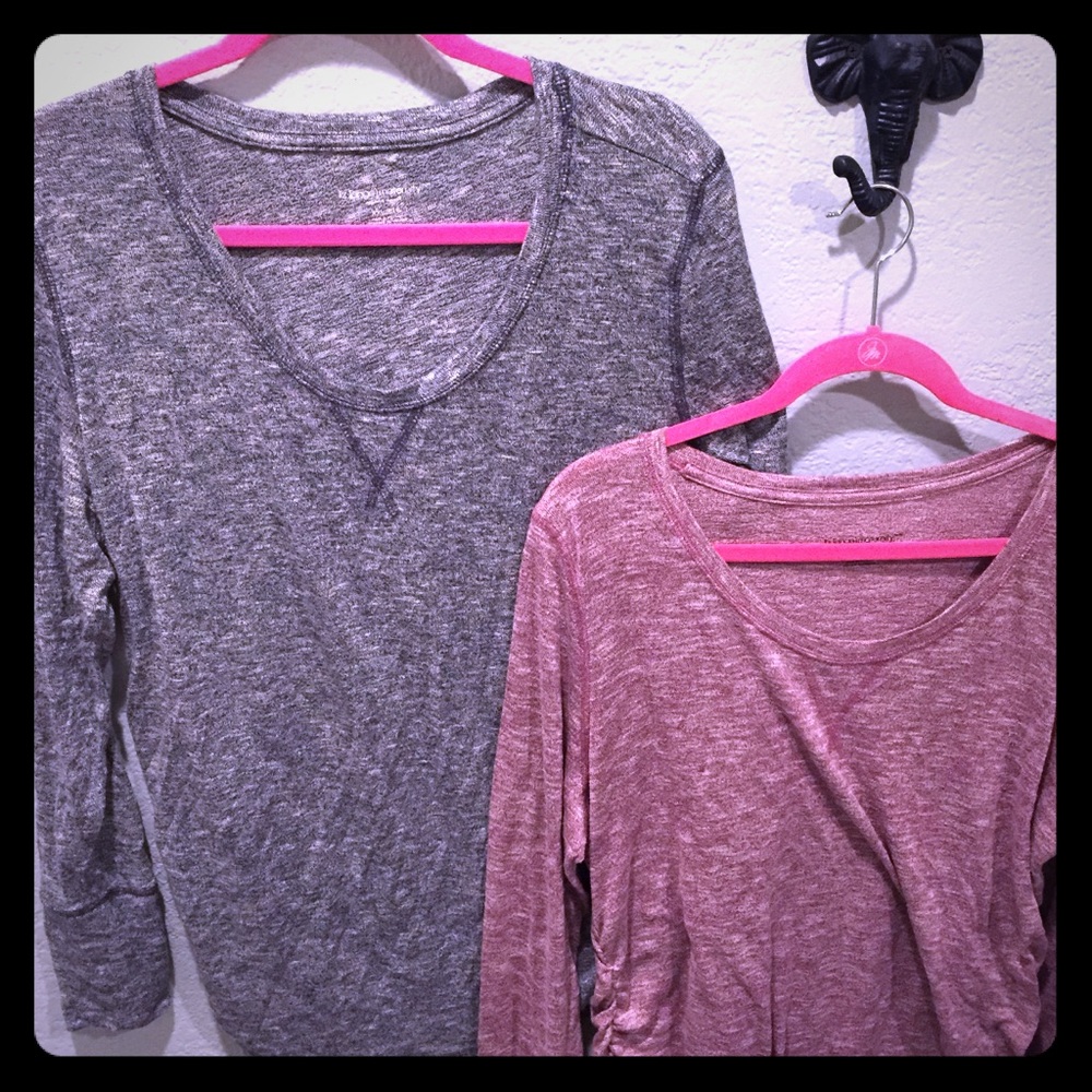 Bundle of 2 long sleeve tees