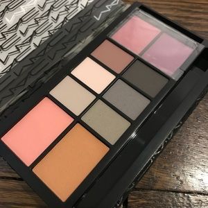 MAC palette