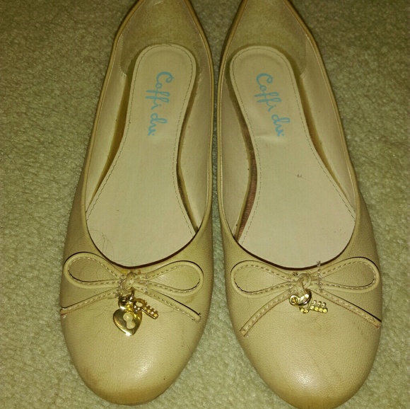 Tan Flats - Picture 2 of 2