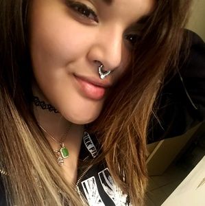 Meet your Posher, Ivette