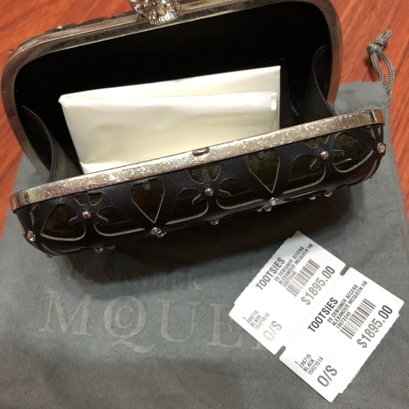 McQueen - Picture 2 of 2