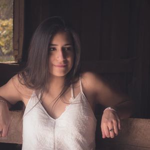 Meet your Posher, Stephaine