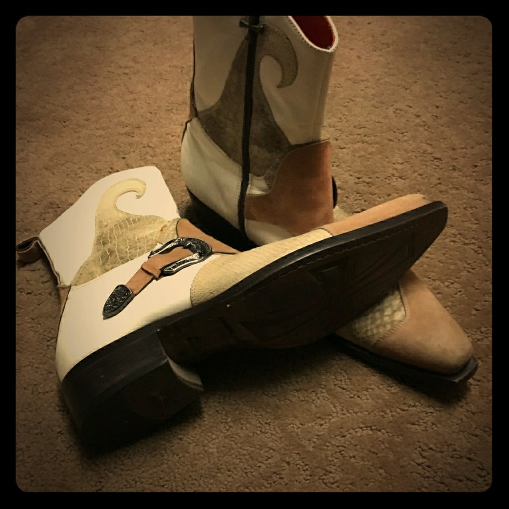 Mark mason collector boots. One of a kind