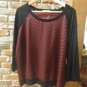 casual top with burn out sleeves, xl