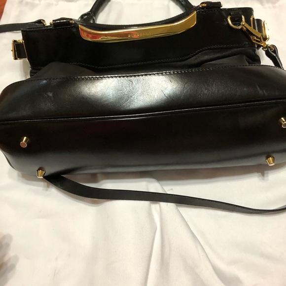 Burberry - Picture 2 of 4