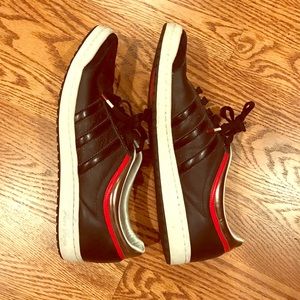 Adidas Sleek Series black sneakers