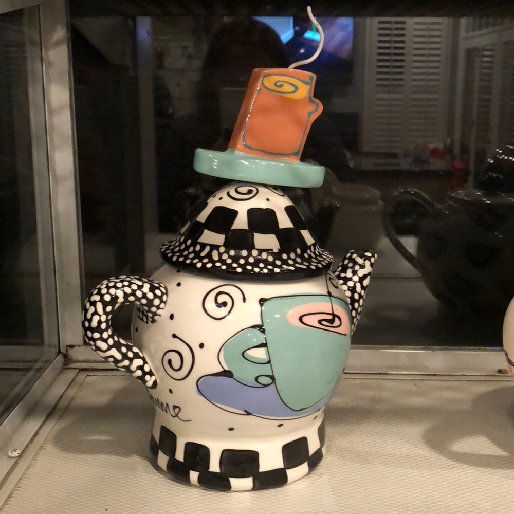 Decorative Plaster tea pot